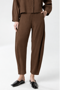 26_03_143_brown