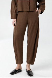 26_03_143_brown